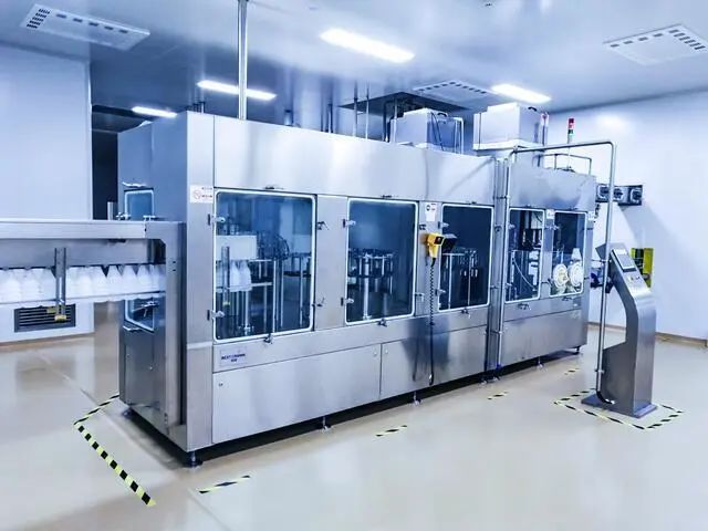 《河南日報(bào)》頭版頭題點(diǎn)贊漯河